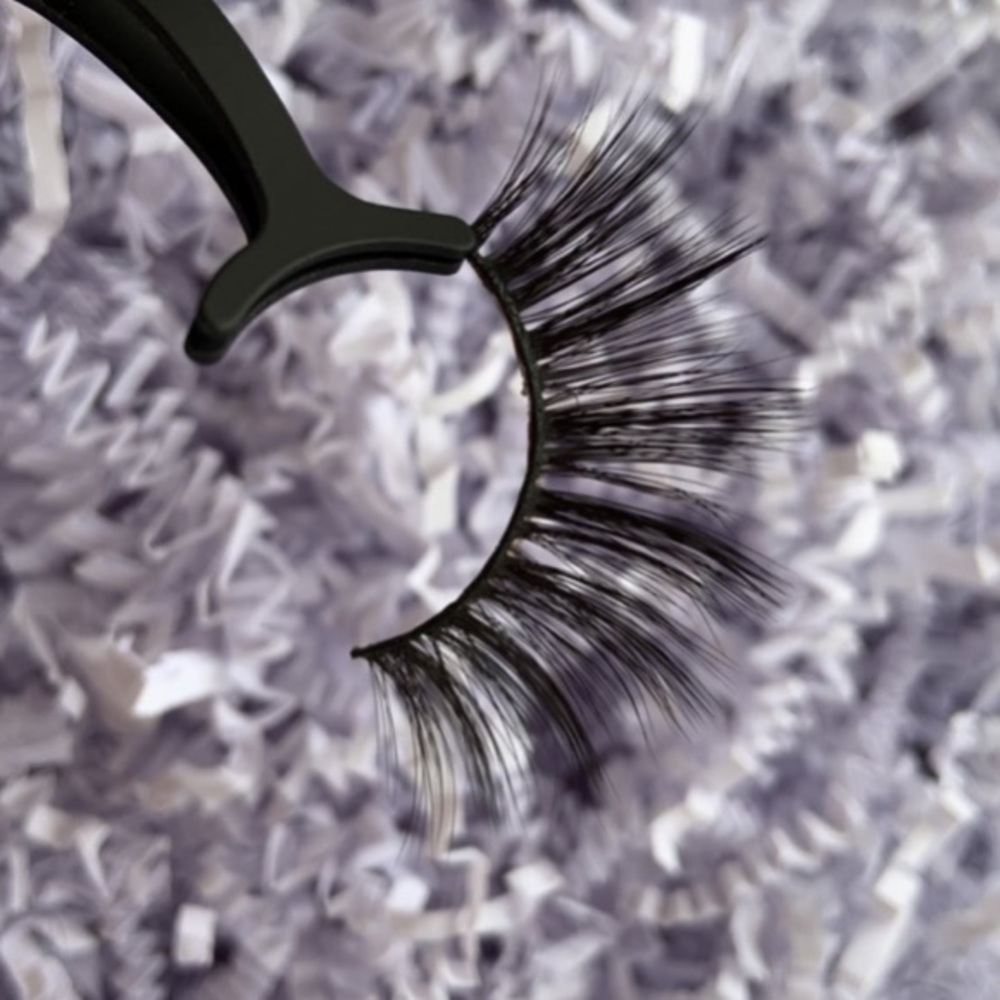 SweetLashes 3D luxury mink lashes